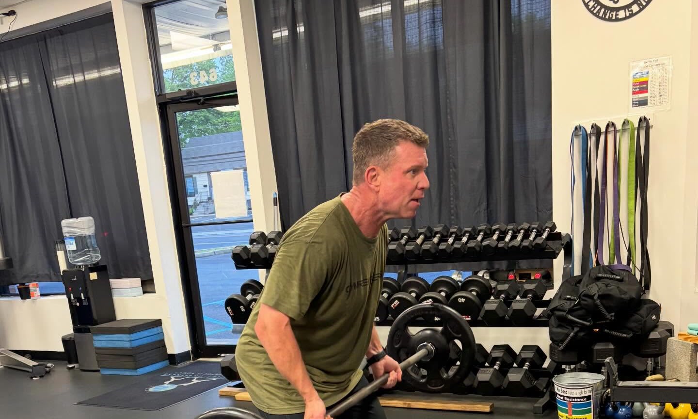 Member training at Evolution Fitness